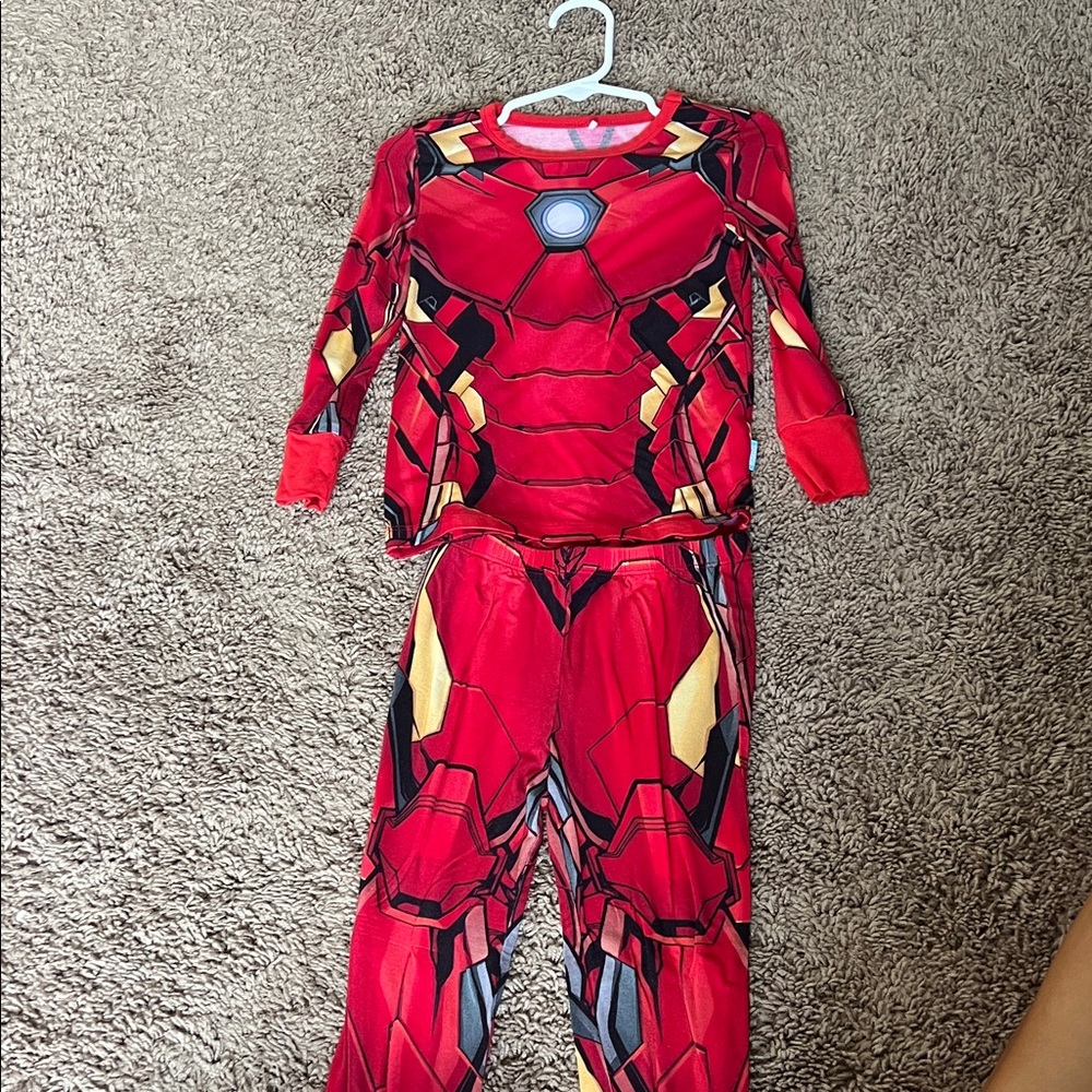 Posh Peanut Iron Man Pajamas (3T-4T) Perfect condition!